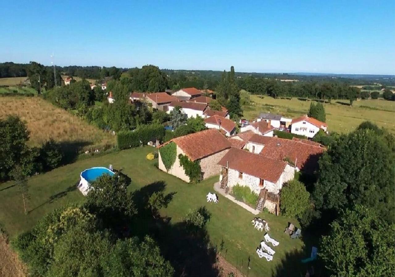 Tranquille Vienne Gites A Chirac Dept Charente Екстер'єр фото