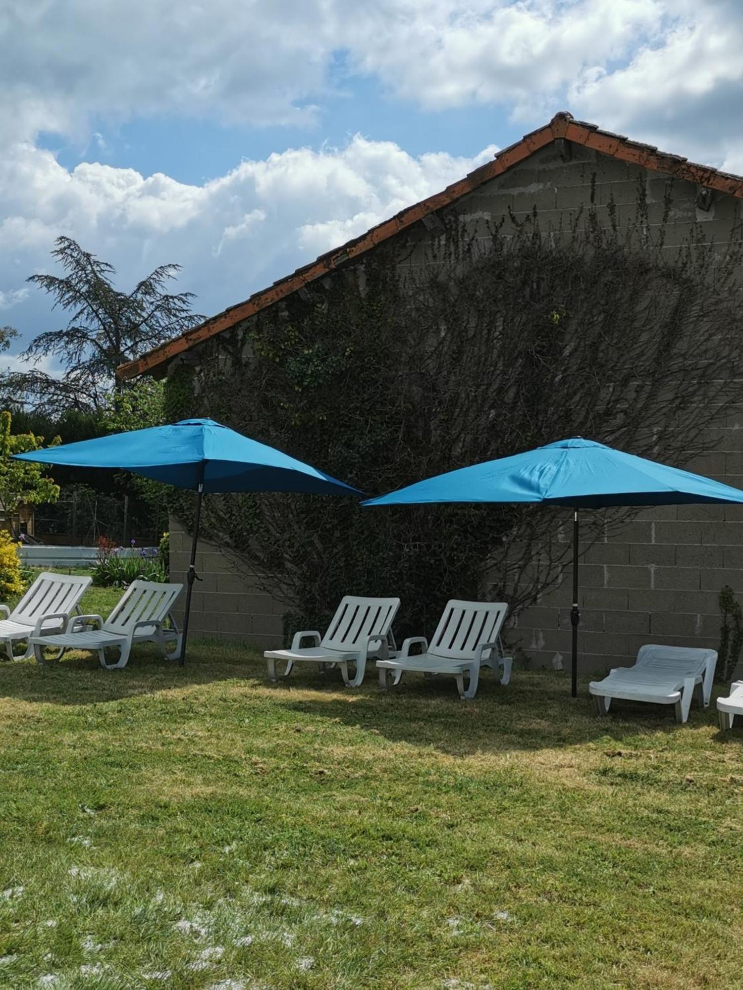 Tranquille Vienne Gites A Chirac Dept Charente Екстер'єр фото