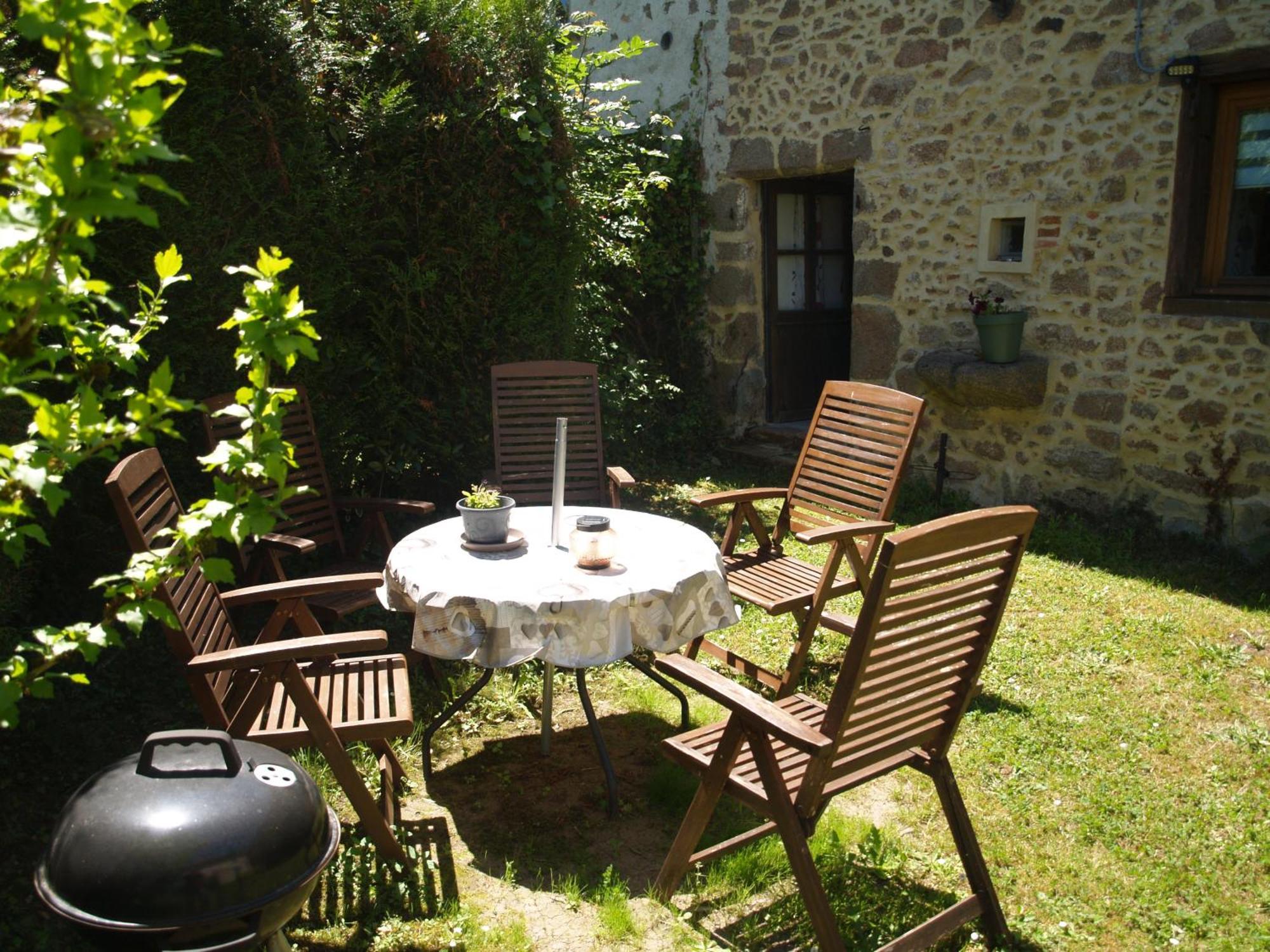 Tranquille Vienne Gites A Chirac Dept Charente Екстер'єр фото