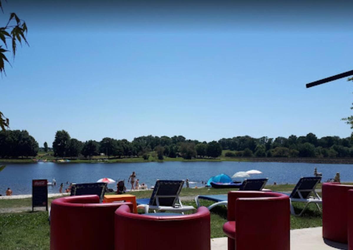 Tranquille Vienne Gites A Chirac Dept Charente Екстер'єр фото